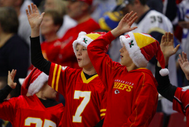 Kansas+City+Chiefs+fans+celebrate+with+the+tomahawk+chop+during+the+fourth+quarter+of+an+NFL+football+game+against+the+St.+Louis+Rams+in+St.+Louis+%28December+19%2C+2010%29